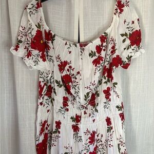 Trendy Jewels Floral Women's Top - Red and White
